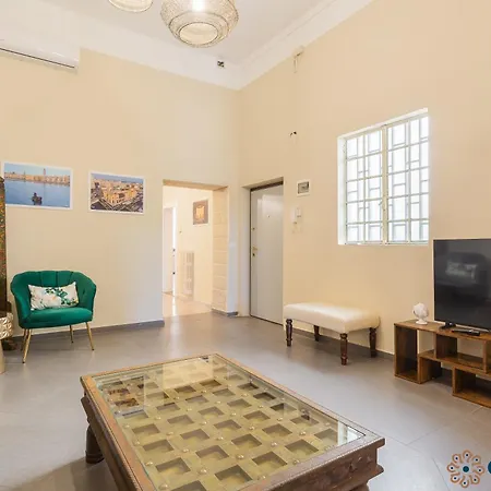 Le Antiche Mura By Apulia *